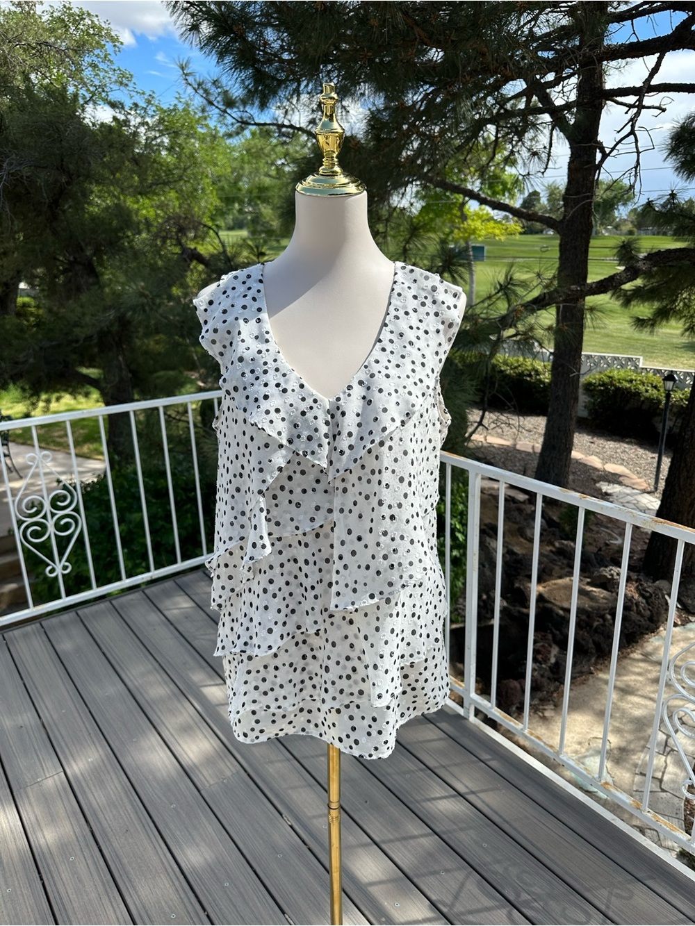 Loft Women’s Polka Dot Ruffle V-Neck Top - White/Black